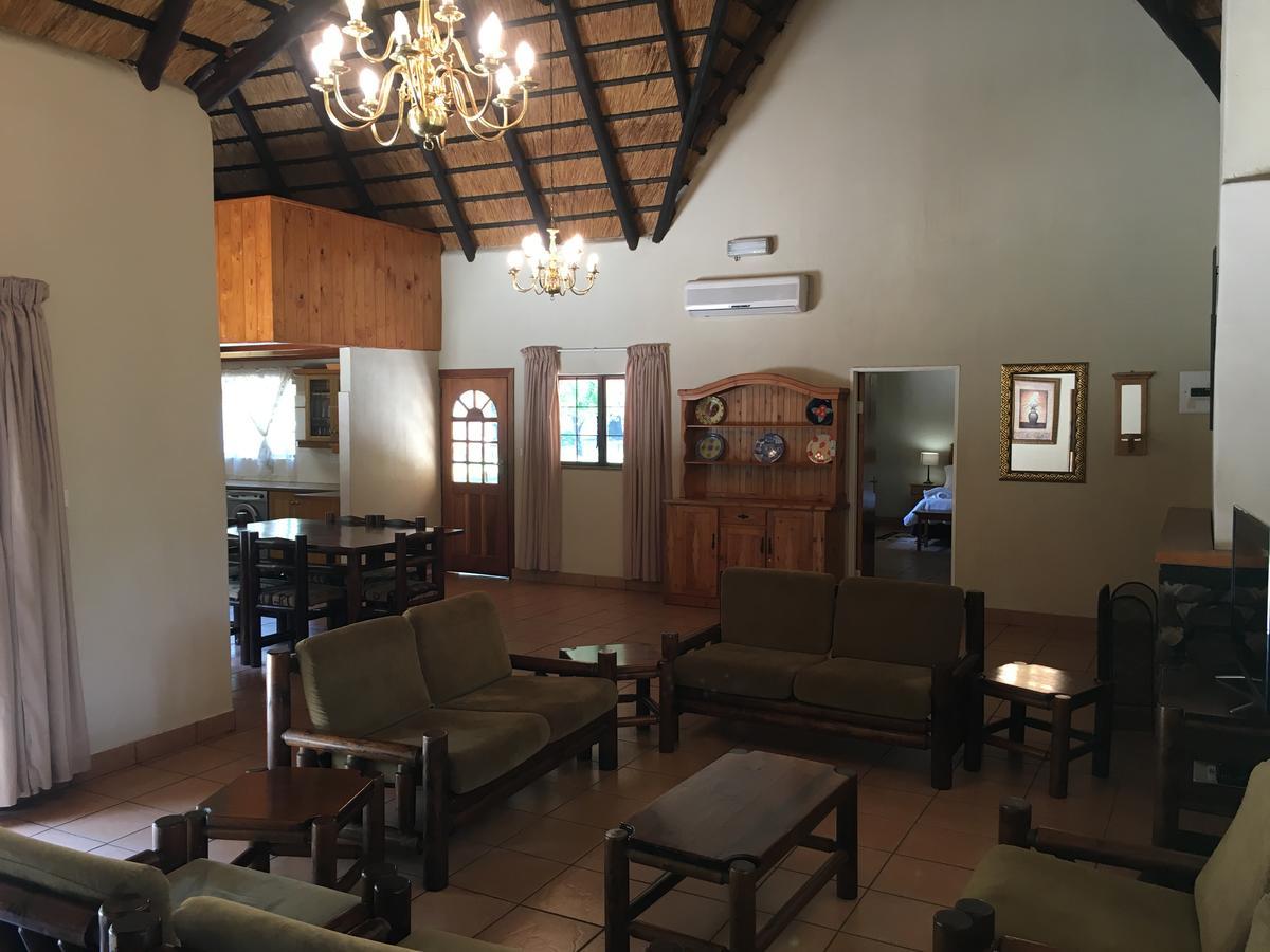 Champagne Valley Dragon Peaks Mountain Resort מראה חיצוני תמונה