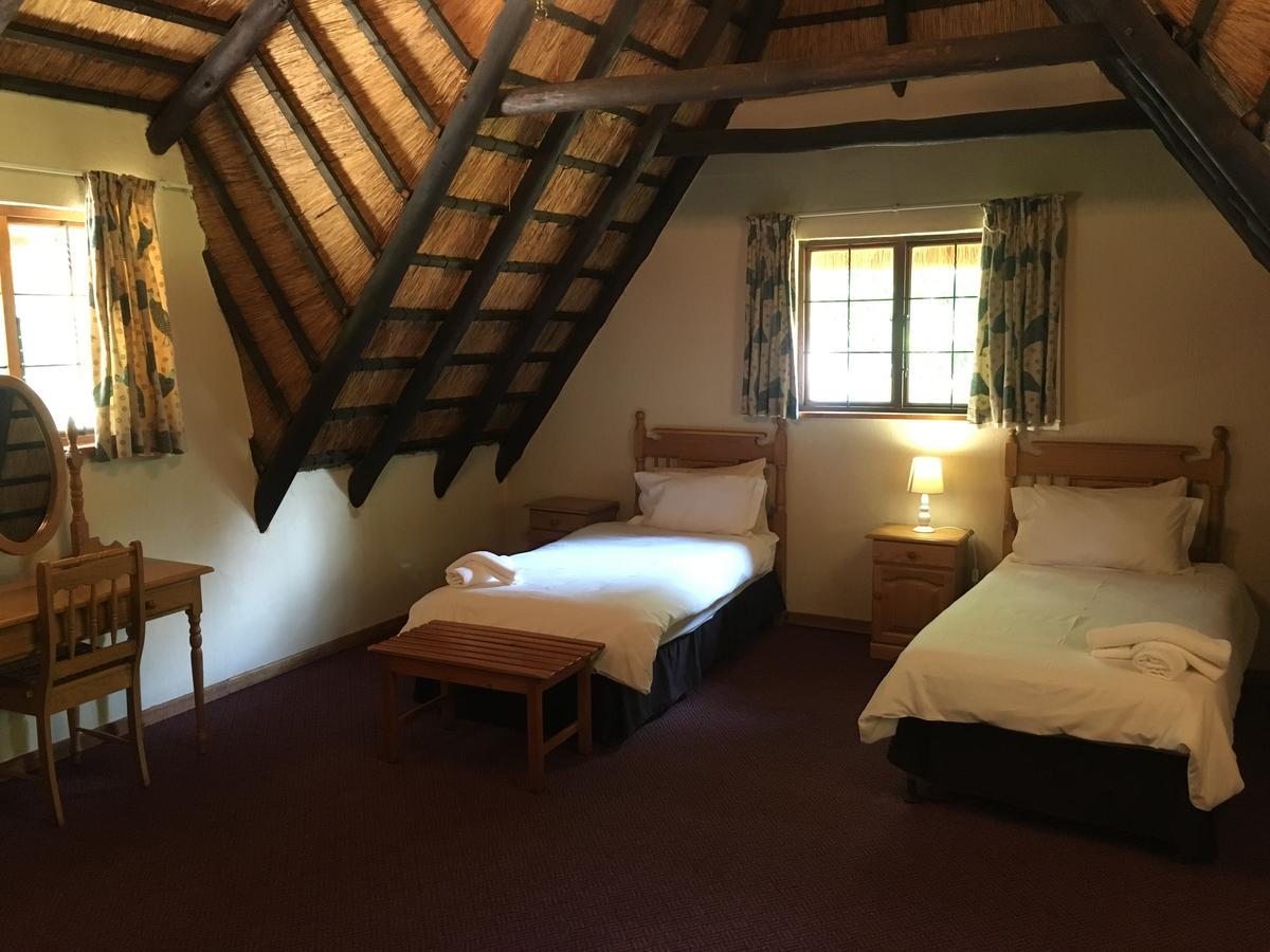 Champagne Valley Dragon Peaks Mountain Resort מראה חיצוני תמונה