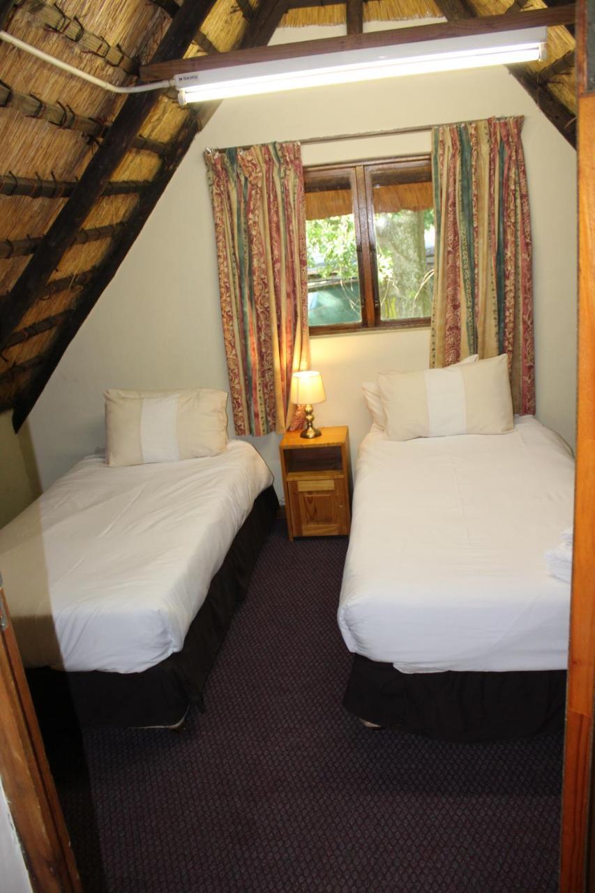 Champagne Valley Dragon Peaks Mountain Resort מראה חיצוני תמונה