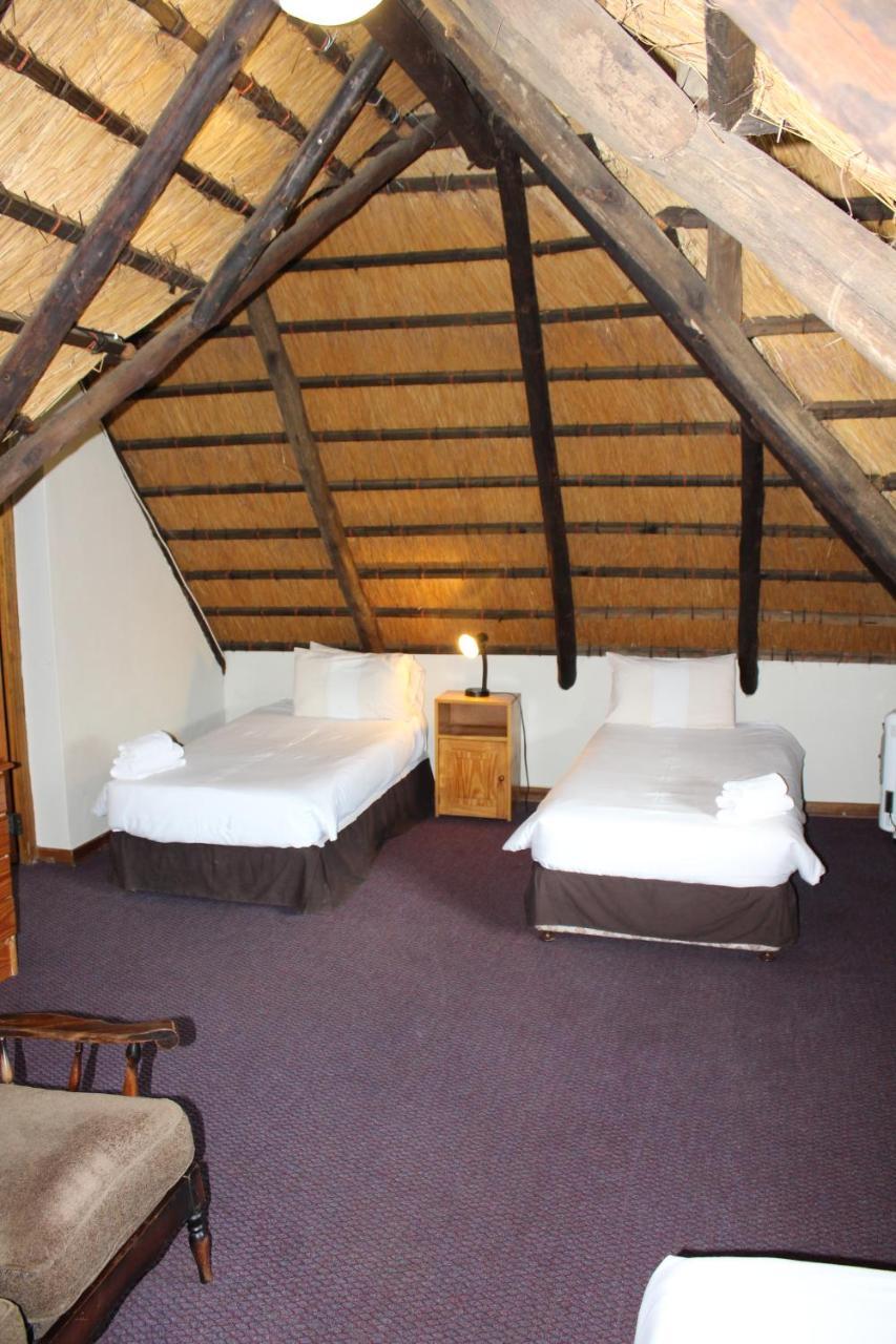 Champagne Valley Dragon Peaks Mountain Resort מראה חיצוני תמונה
