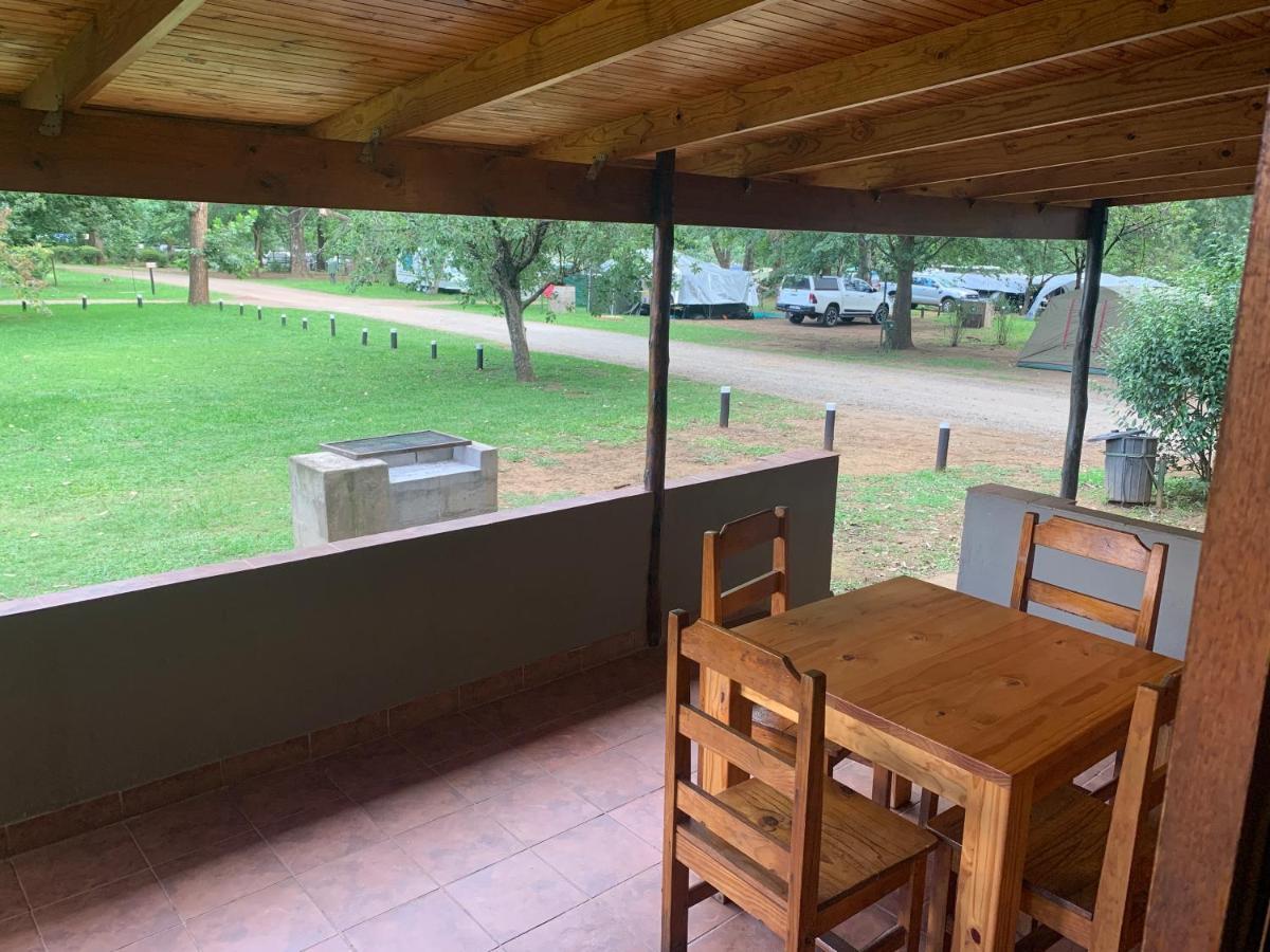 Champagne Valley Dragon Peaks Mountain Resort מראה חיצוני תמונה